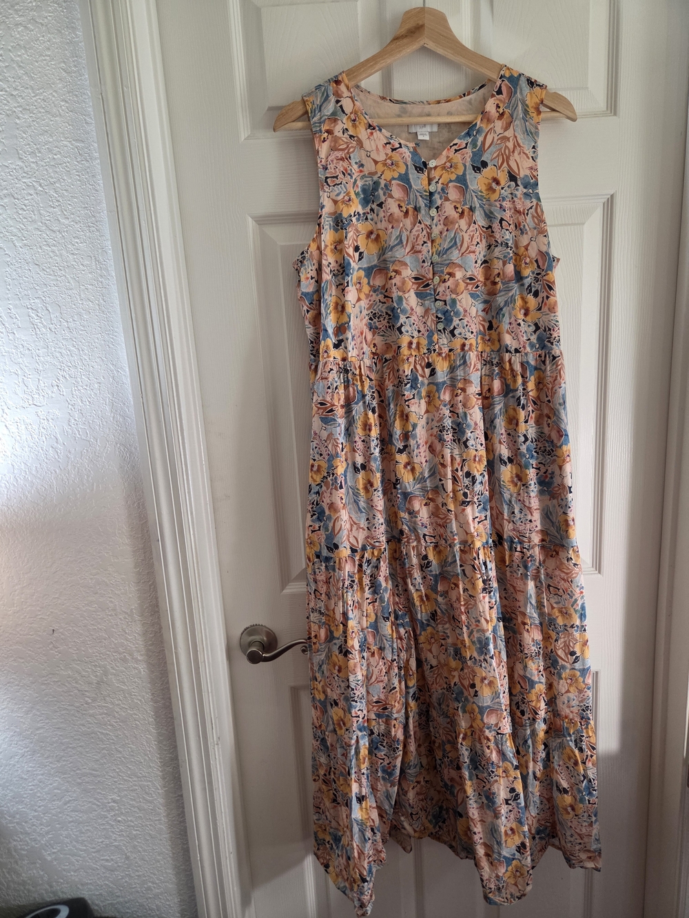 J. Jill Peach Floral Tiered Sleeveless Maxi Dress